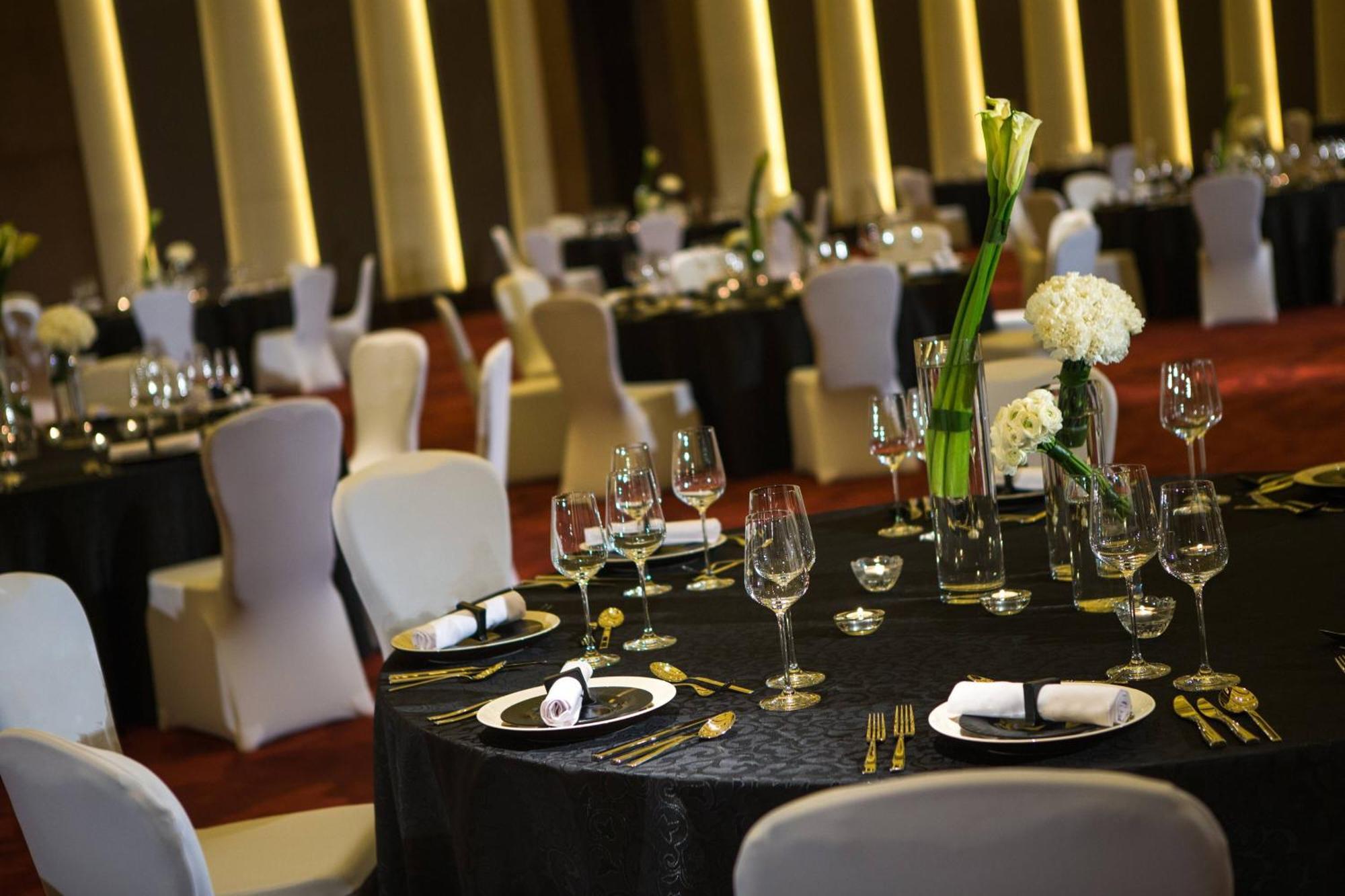 Renaissance Nanjing Olympic Centre Hotel Dış mekan fotoğraf